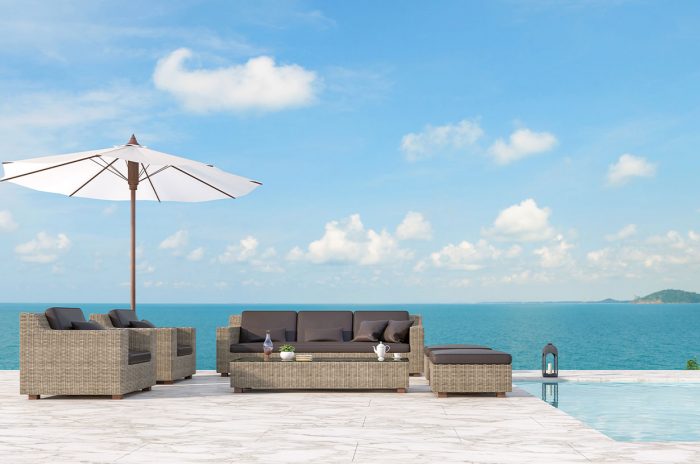 Long-lasting synthetic leather for the outdoor furniture sector.